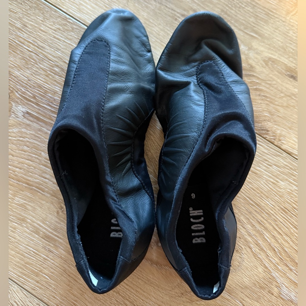 Bloch Women’s Black Leather Dance/Jazz Shoes